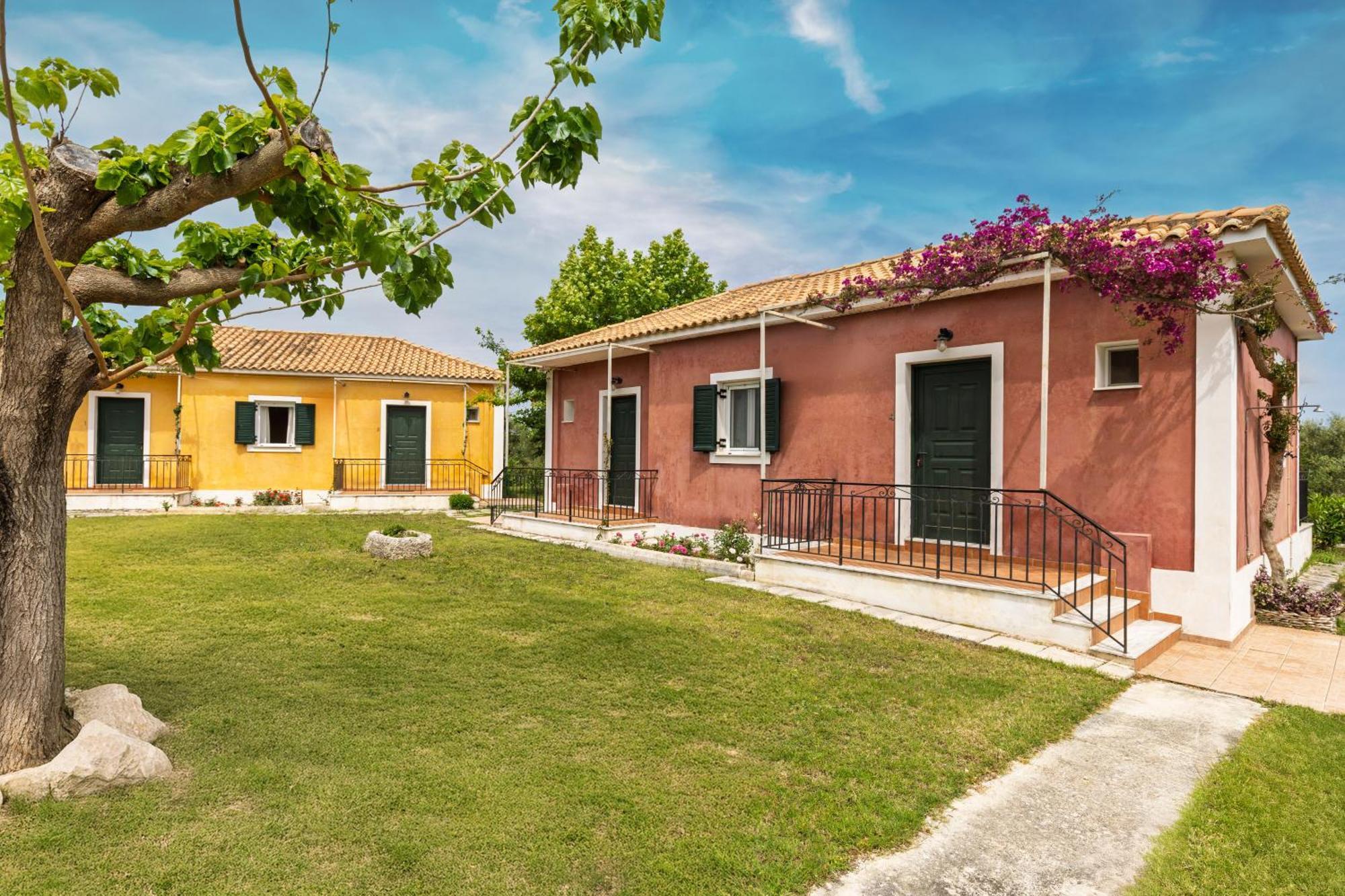 Nemorosa Holiday Houses Meson Yerakarion Экстерьер фото